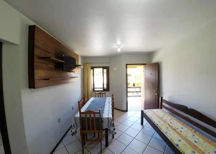 Apartamentos Tijolinhos Quadra Mar Bombas Bombinhas